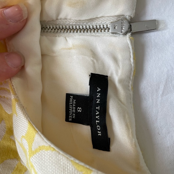Ann Taylor yellow dress with back zip, size 8. - Picture 4 of 6